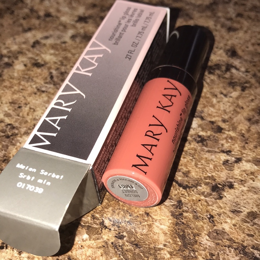 Mary Kay Nourishine / plus Lip Gloss variety π - Picture 2 of 3